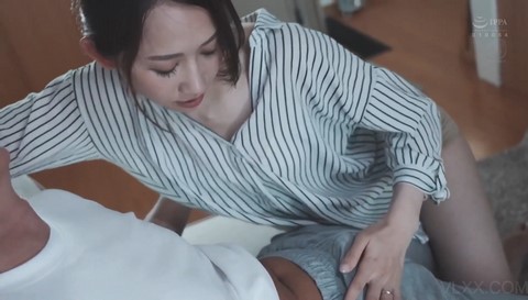 Nện cô gái bú hồng quá rực rỡ Kana Mito